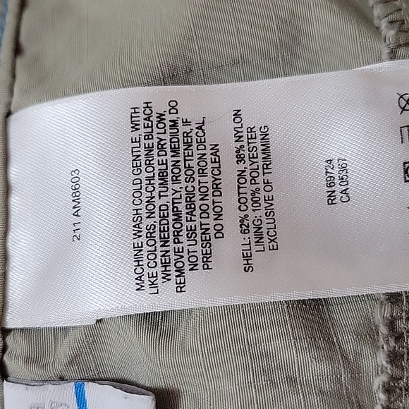 Columbia Button and ykk zipper replacements salvaged from men's cargo zip pants - Picture 5 of 6